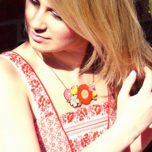 Poppy Bouquet Necklace Layla Amber